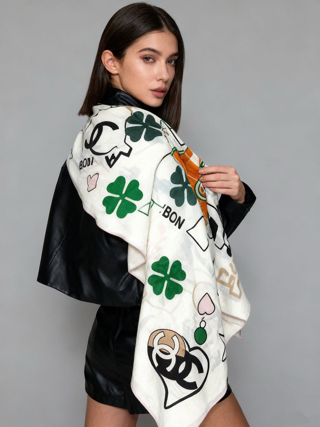 CC Scarf 135cm White Mulberry Silk Cashmere 143723