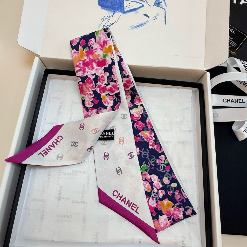 CC Twilly Mini Scarf 105 Black Pink Floral Pattern Silk Twill 147668
