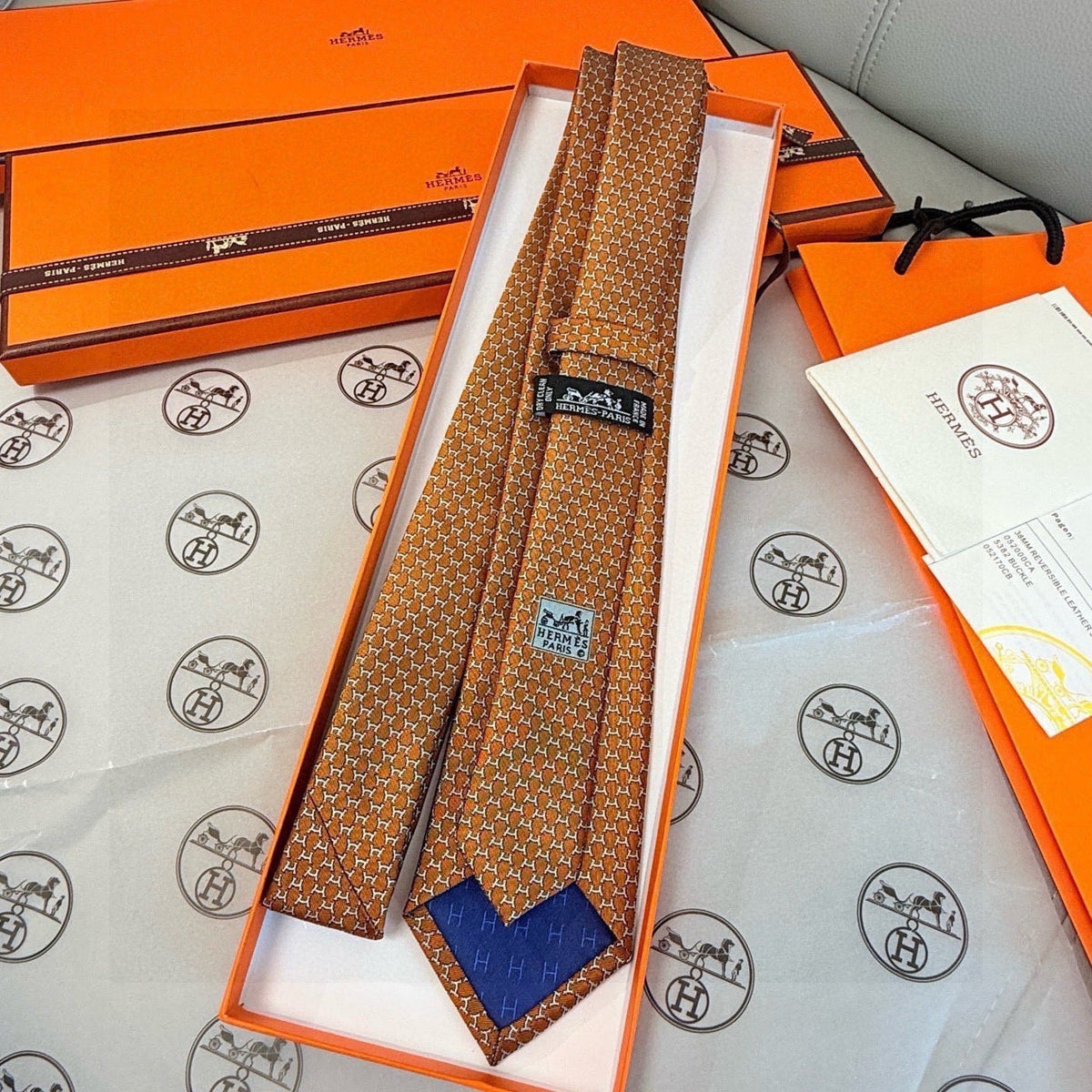 HM  Hilario Tie Brown Twill Silk 209999