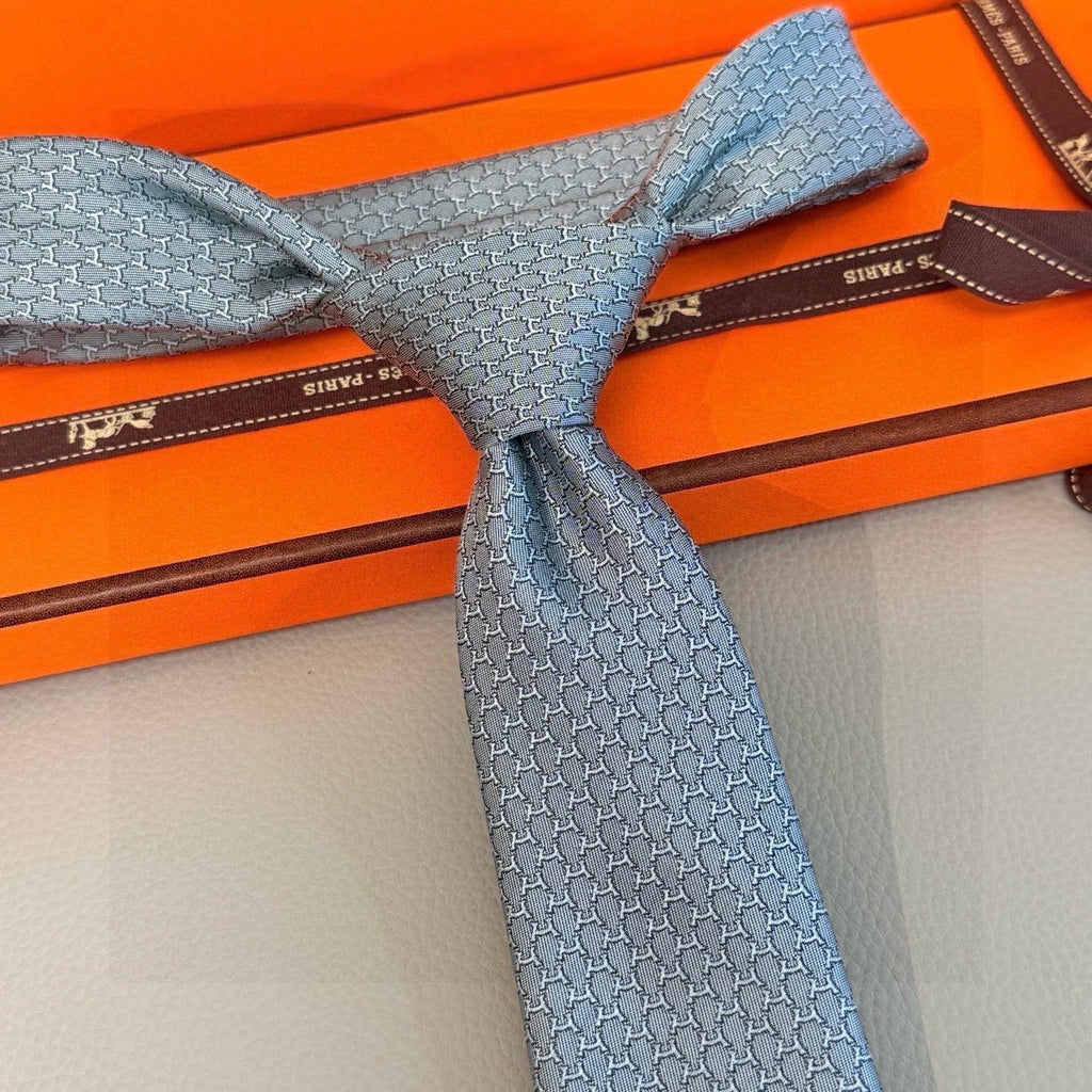 HM  Hilario Tie Grey Twill Silk 210000