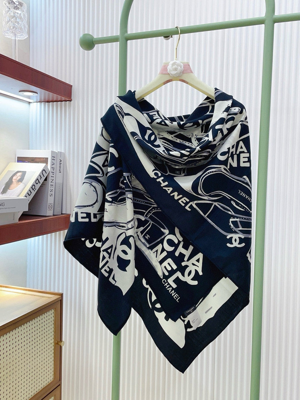 CC Double-Sided  Scarf 140cm Blcack White Silk Cashmere 150384