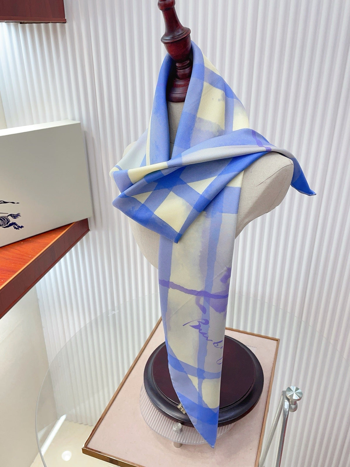 Burberry Watercolour Scarf 90x90 Blue Colorful Twill Silk 223487