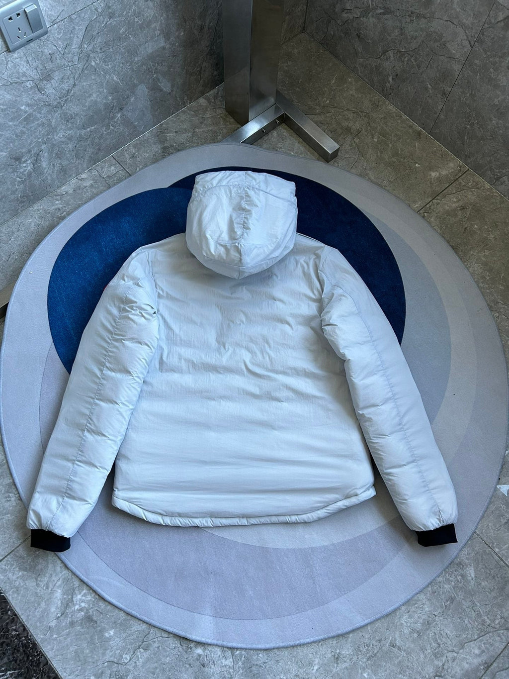 C. Goose Jacket White Polyester 0043