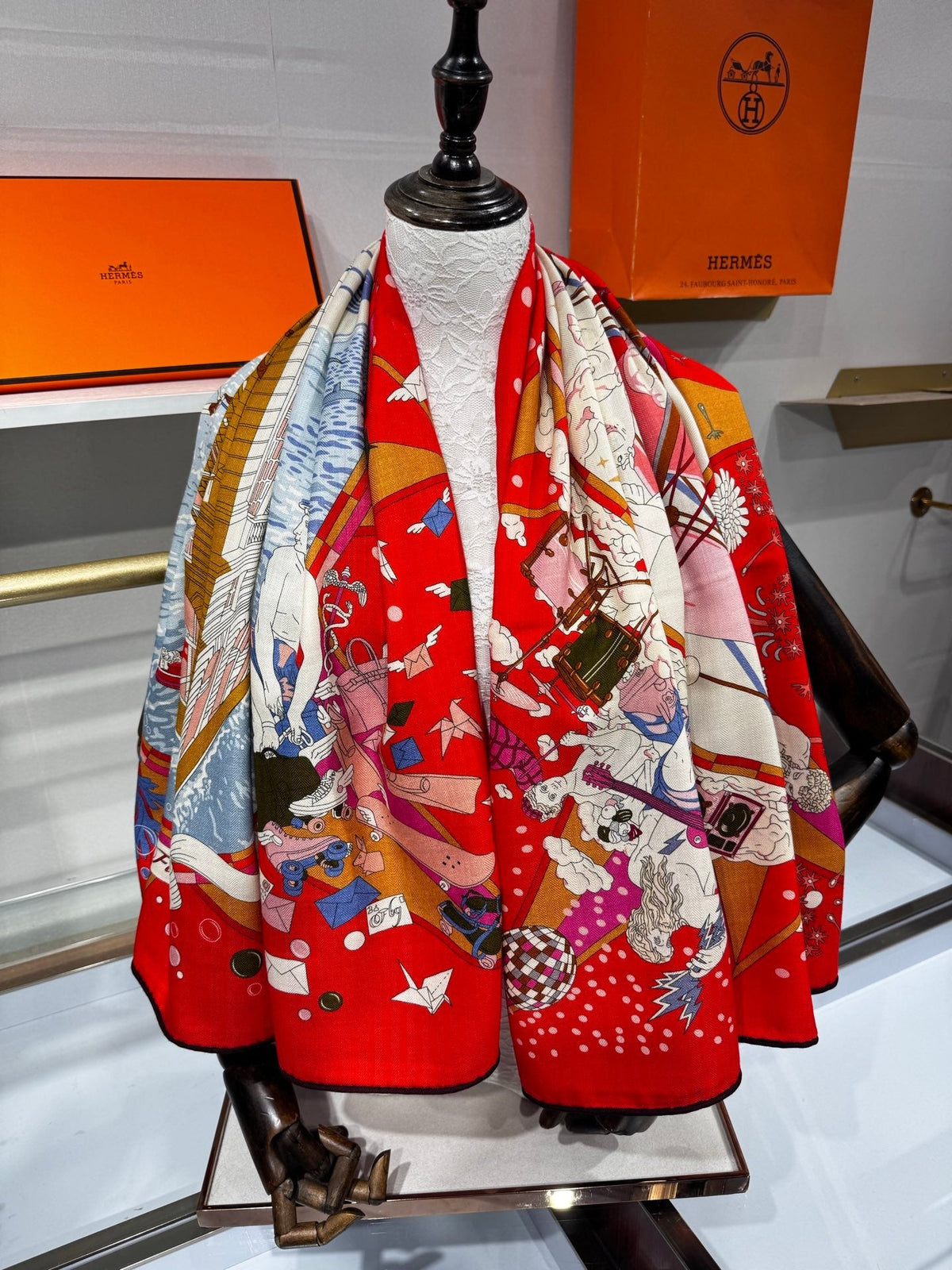 Hermès Flagship Shawl 140x140cm Red Colorful Cashmere Silk 212381