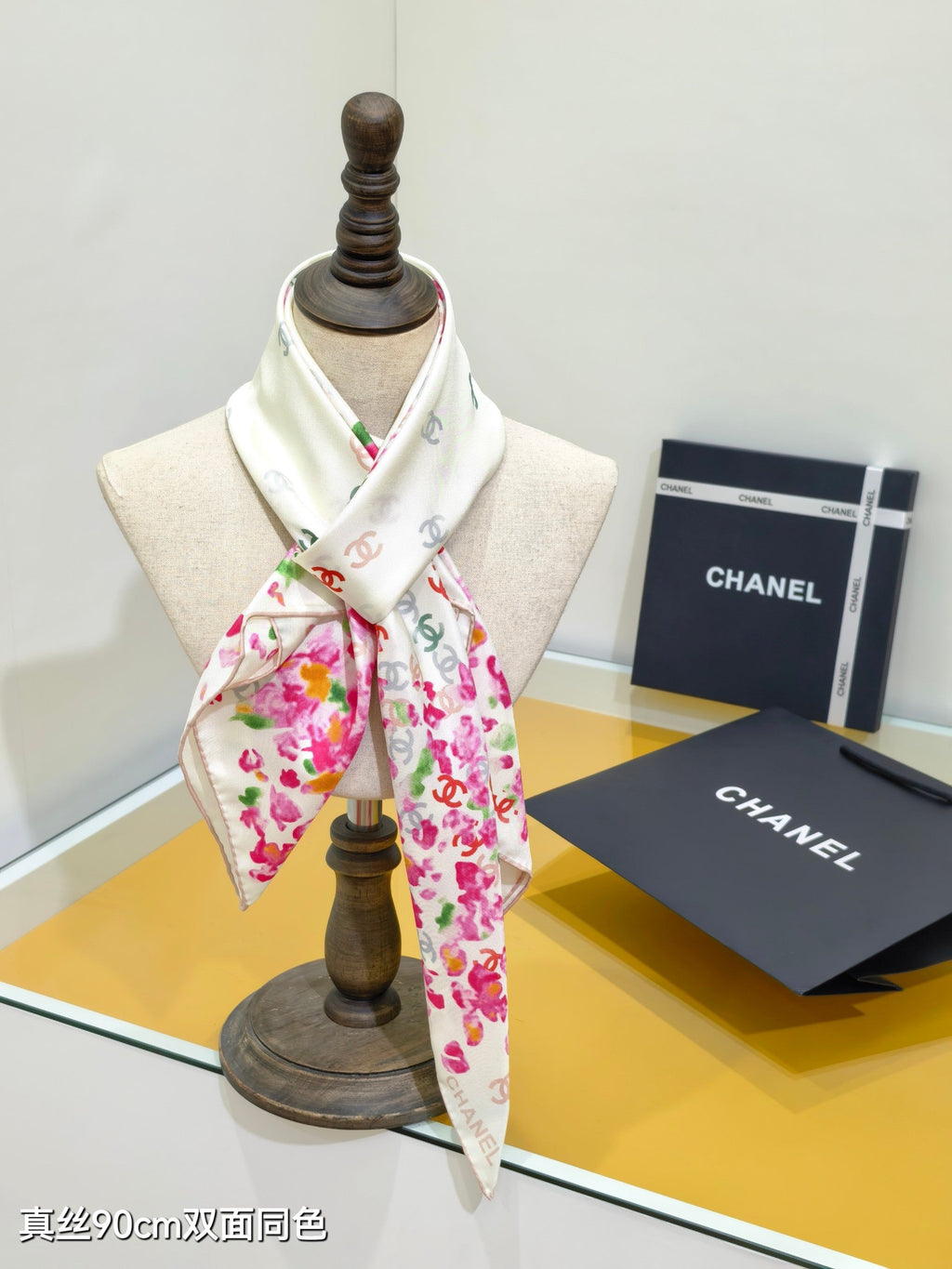 CC 25ss Scarf 90x90cm White Colorful Silk Twill 209933
