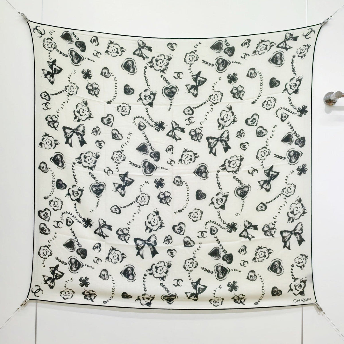 CC 25 Scarf 140CM White Cashmere 293089