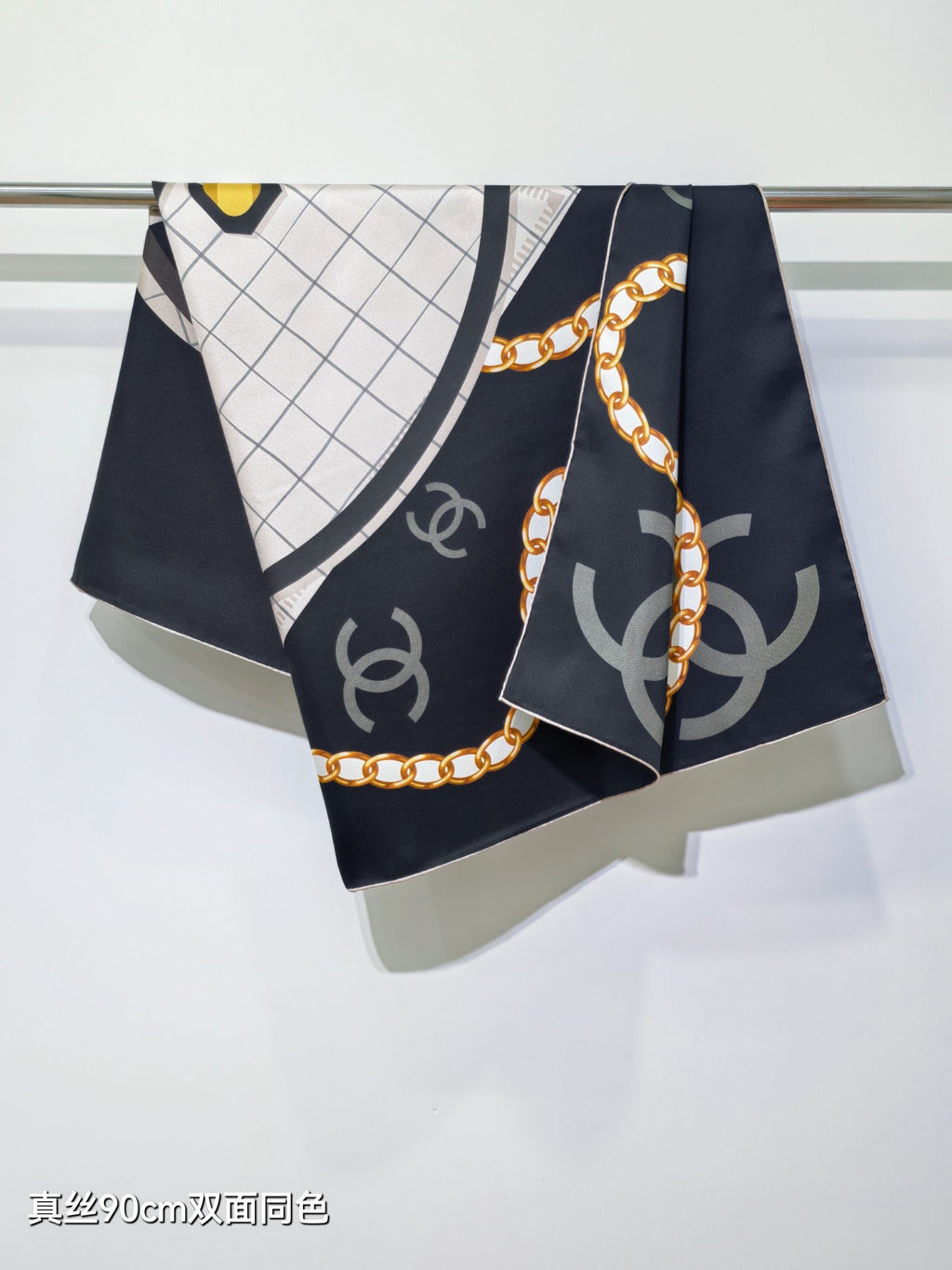 CC 26s Handbag Printed Scarf 90x90 Black Twill Silk 212059