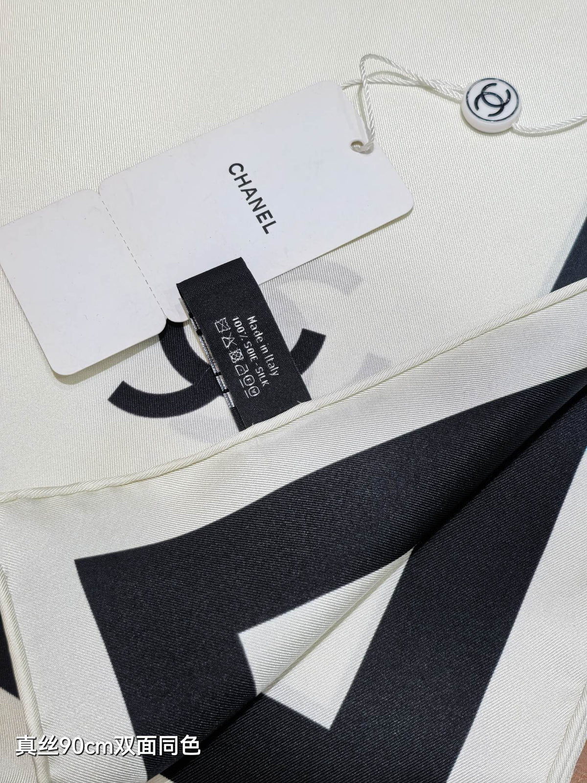 CC 26s Scarf 90x90 Black White Twill Silk 212061