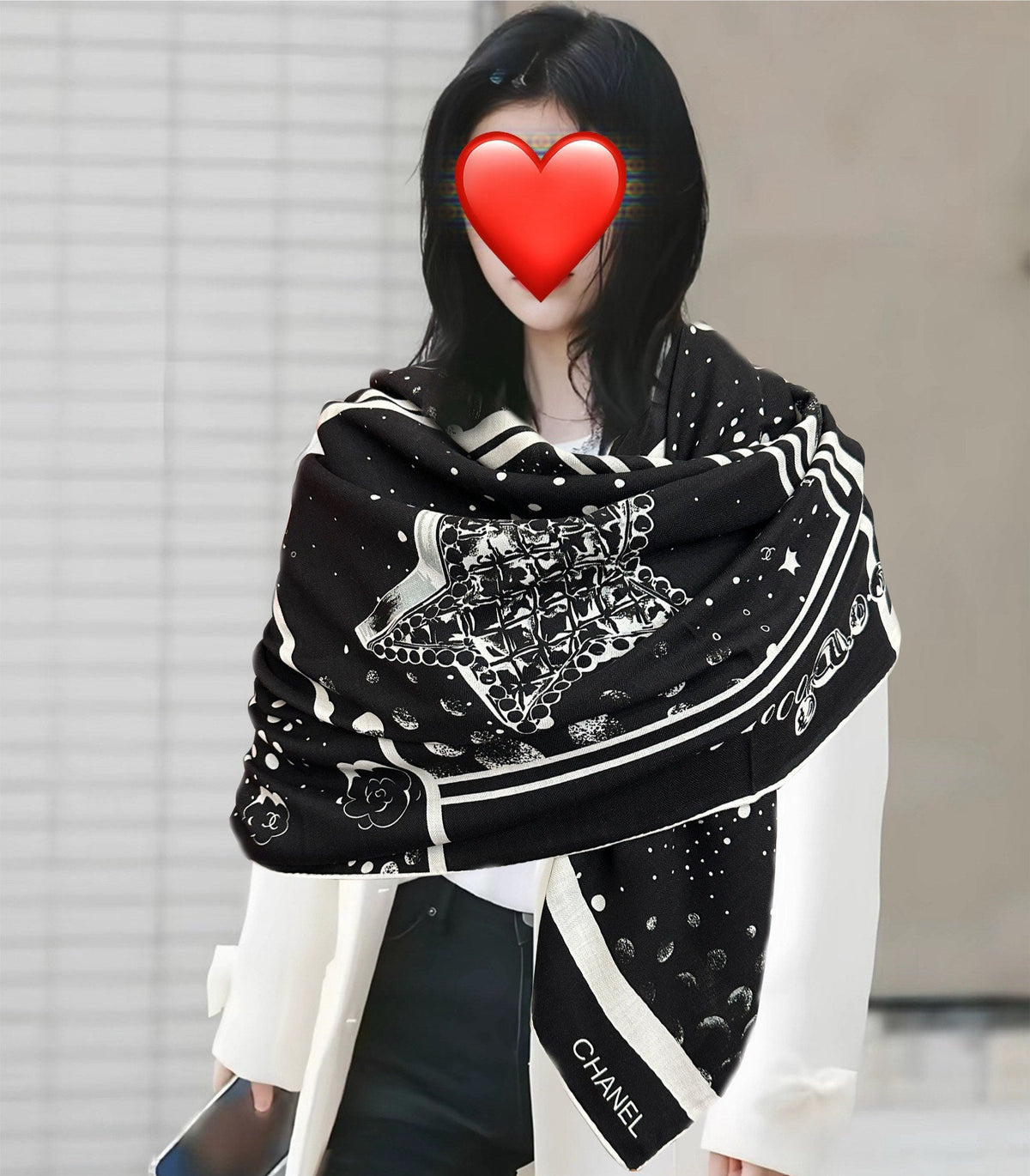 CC Camellia Letter Print 140cm Black White Black Cashmere 153107