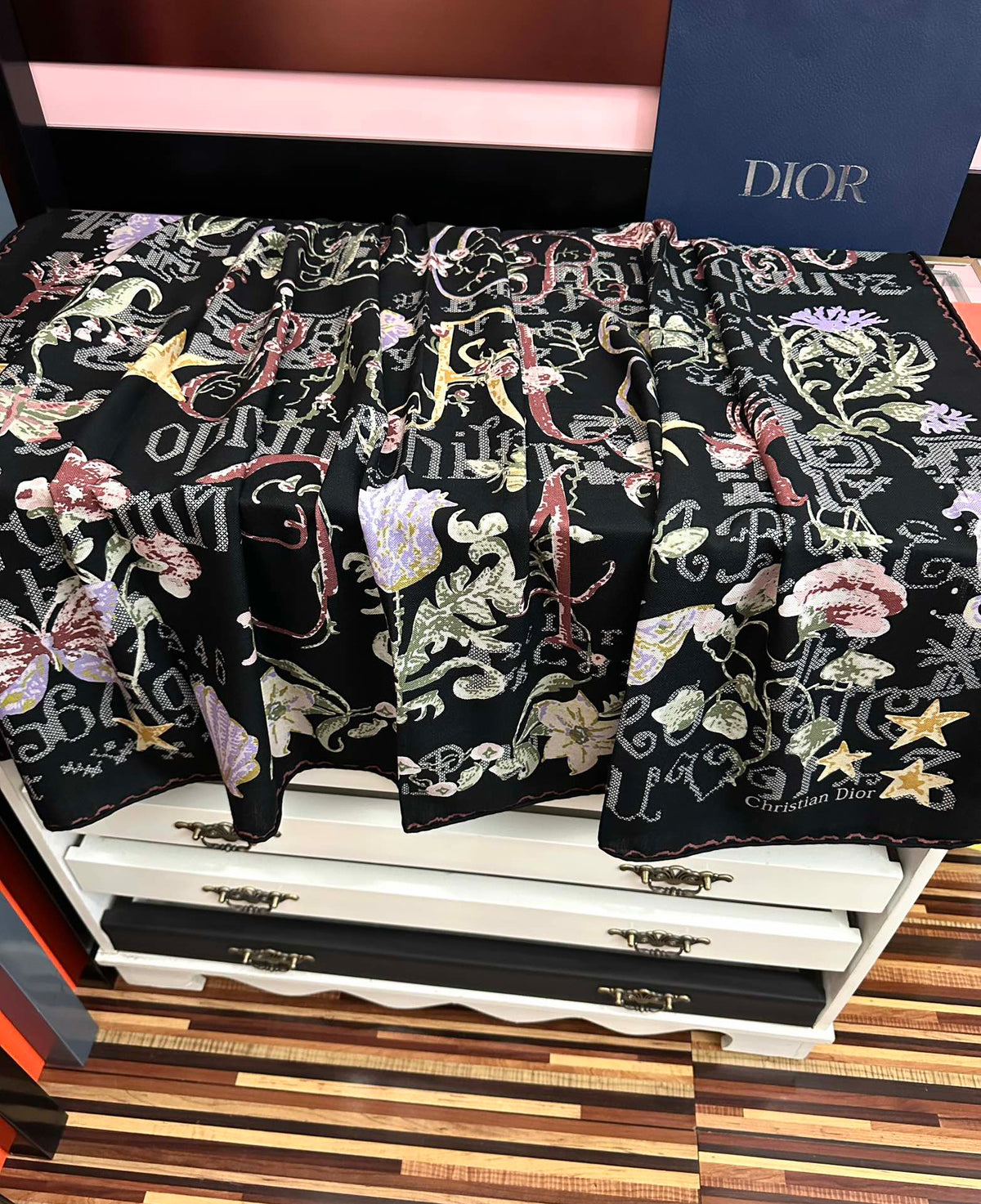 CD Double-Sided Scarf 140cm Noir Multicolor Cashmere Silk 153131