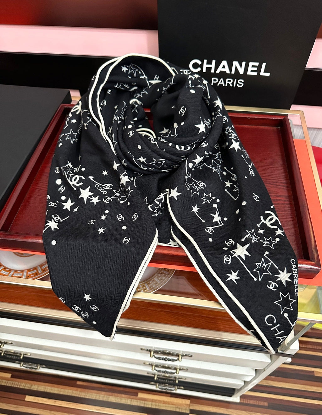 CC 26s Start Scarf 140x140cm Black Cashmere 271201