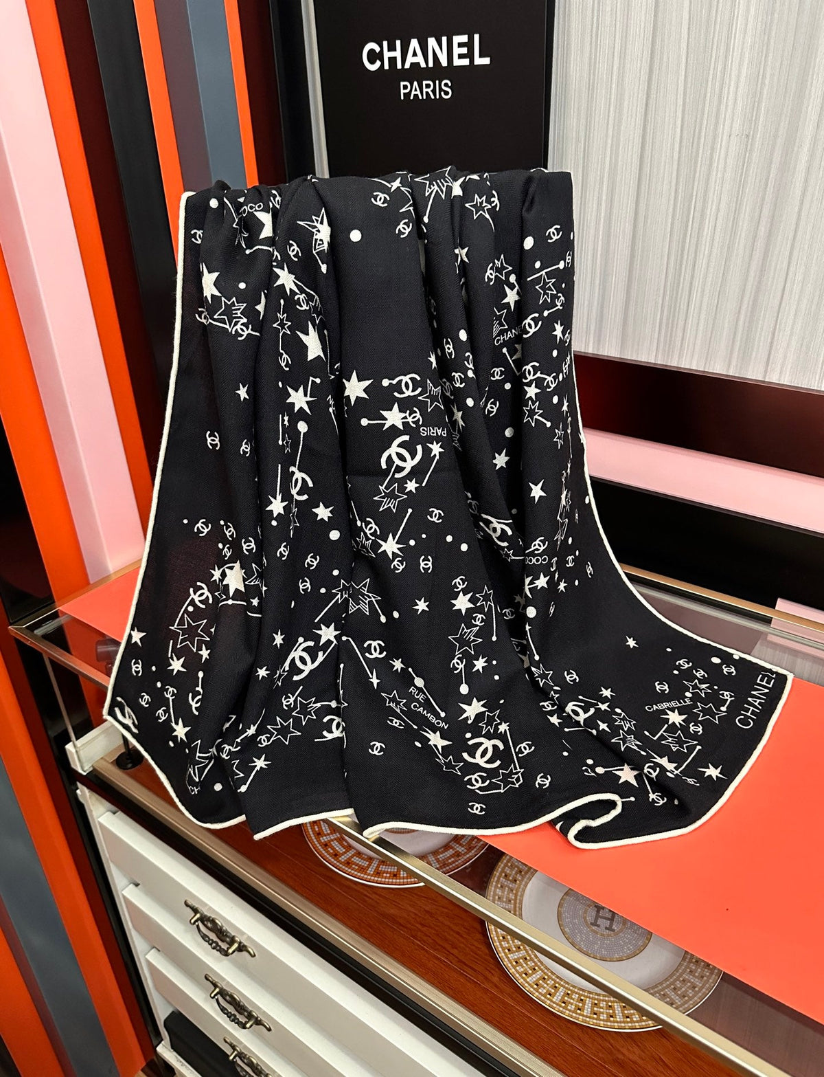 CC 26s Start Scarf 140x140cm Black Cashmere 271201