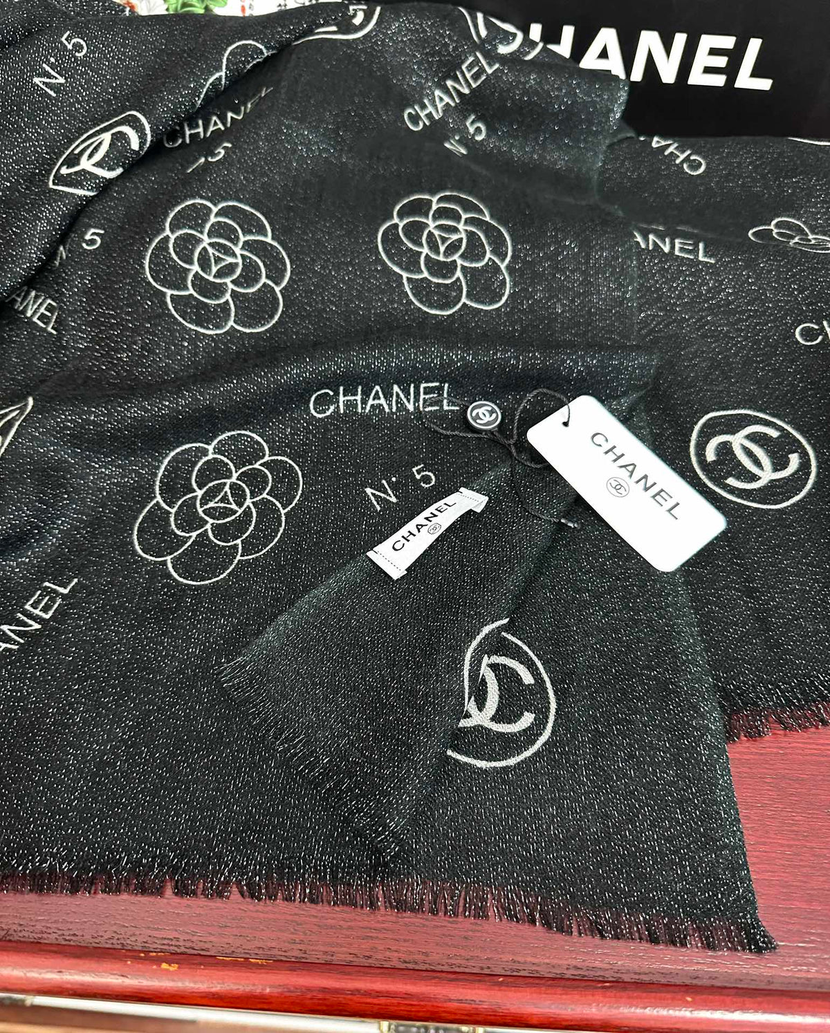 CC 26s Scarf 200cm Black Cashmere 271203