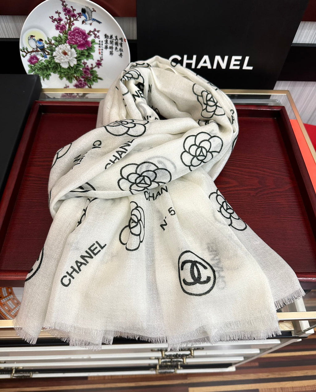 CC 26s Scarf 200cm White Black Cashmere 271204