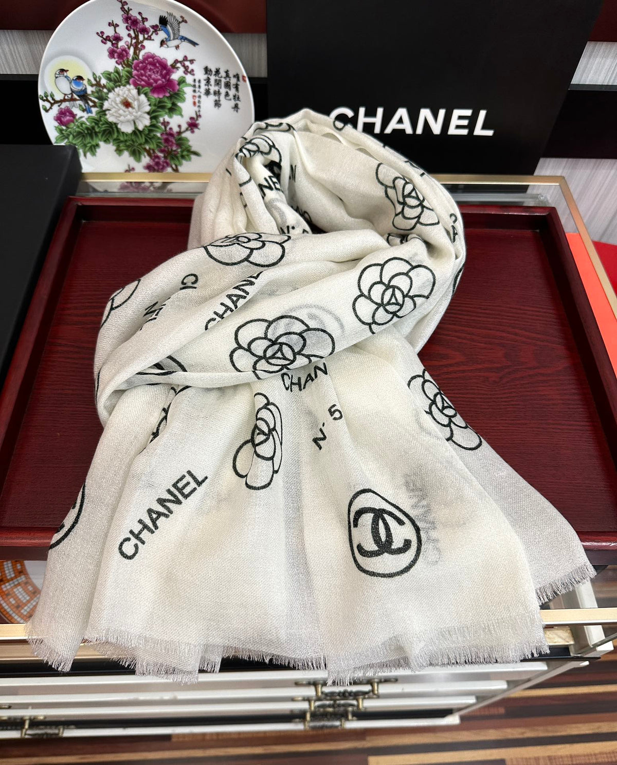 CC 26s Scarf 200cm White Black Cashmere 271204