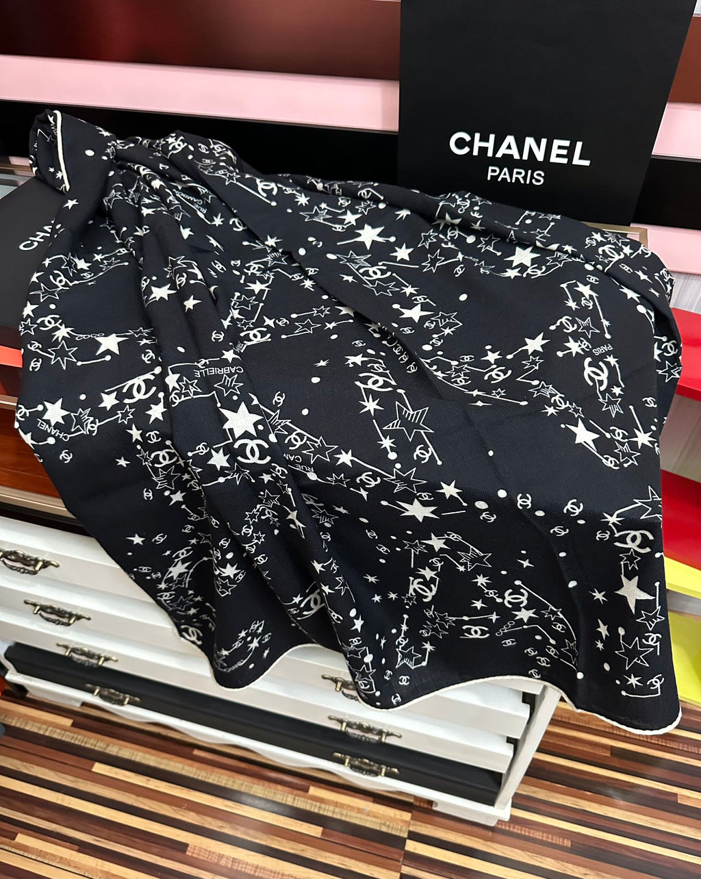CC 26s Start Scarf 140x140cm Black Cashmere 271201