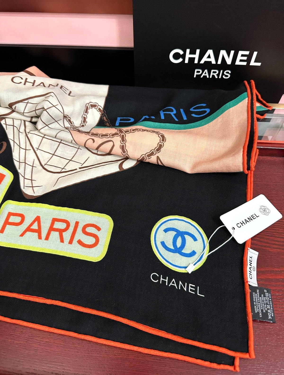 CC 26s Scarf 140 In Cashmere And Silk 443190