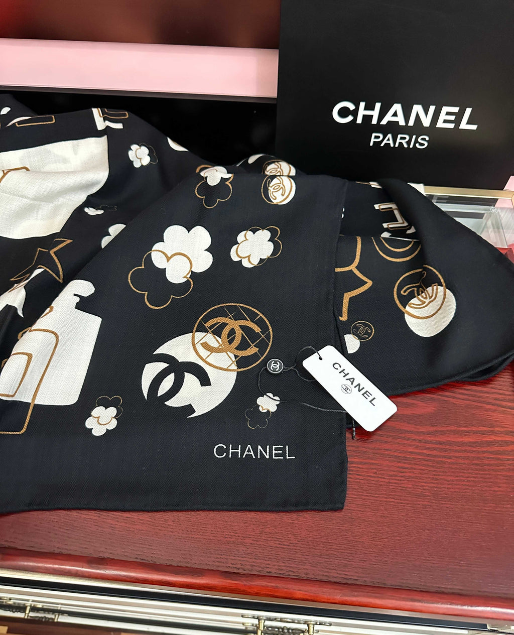 CC 26s Scarf 140 In Cashmere And Silk 441299