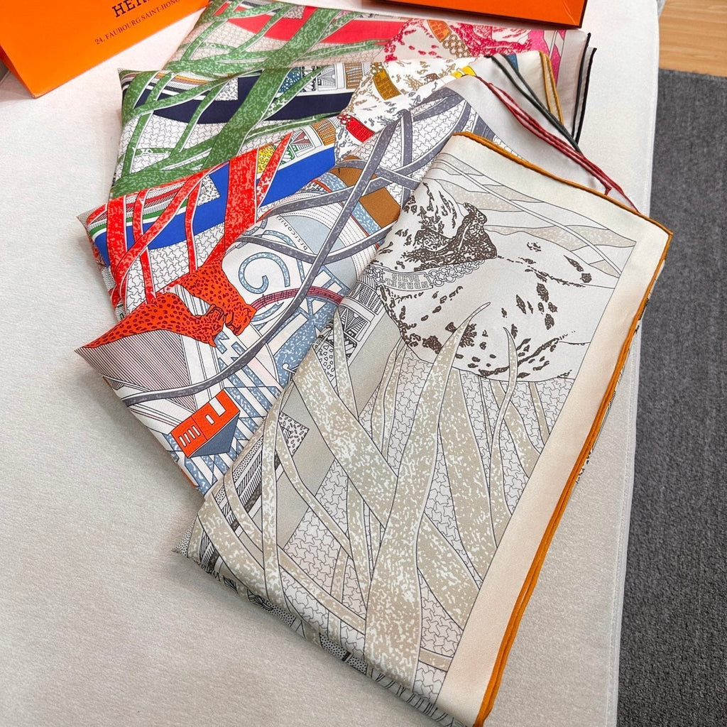 Hermes 26s Printed Square Scarf 88 In Silk 309443