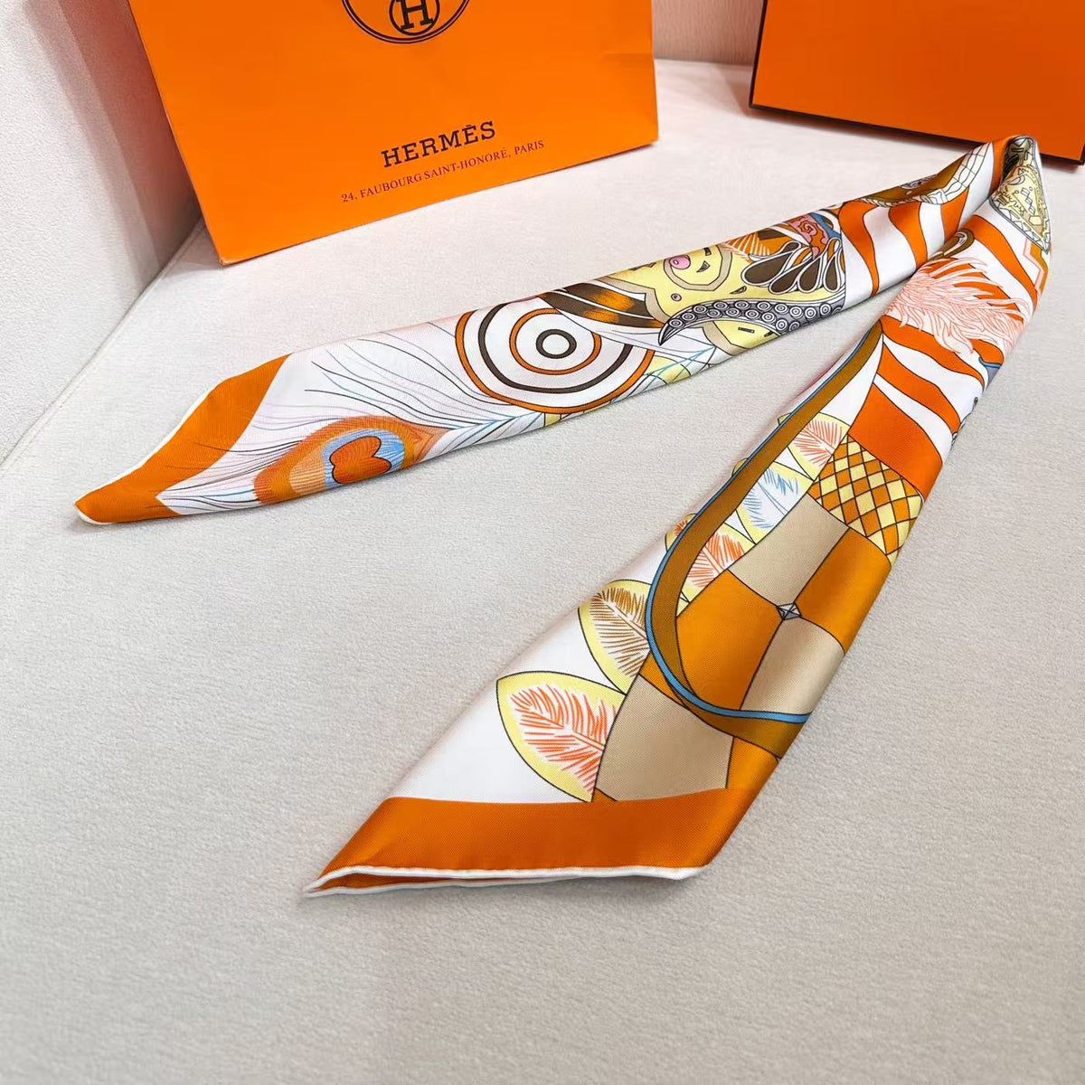 Hermes 26s Scarf 90 In Silk 303219