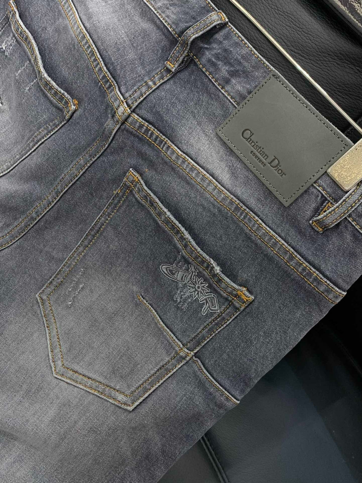 DIOR 25S JEANS STYLE 208