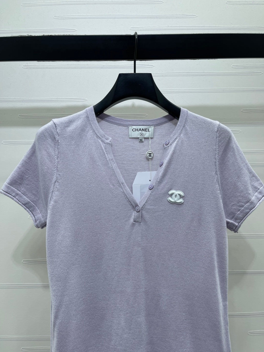 Chanel 2026 V-neck Short-sleeve Shirt Wool Cashmere