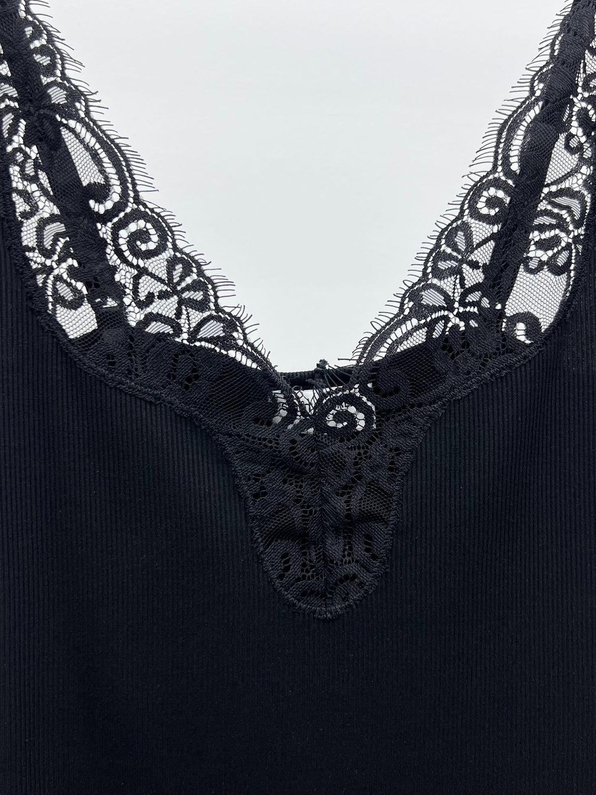 YSL 25S KNIT LACE TOP STYLE 92