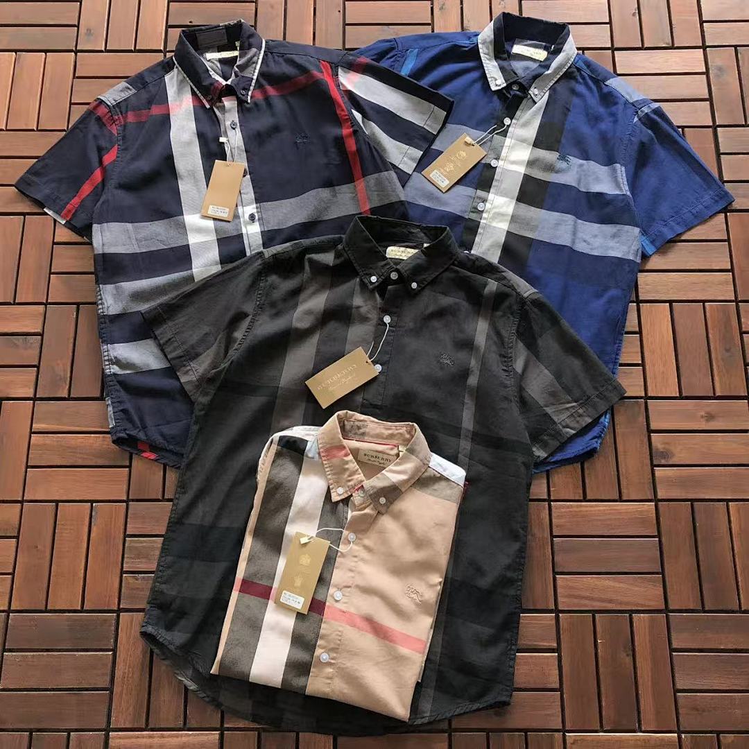 Burberry T-SHIRT
