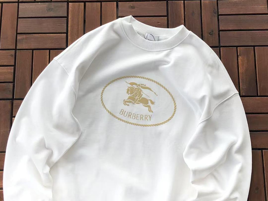 Burberry SWEATER