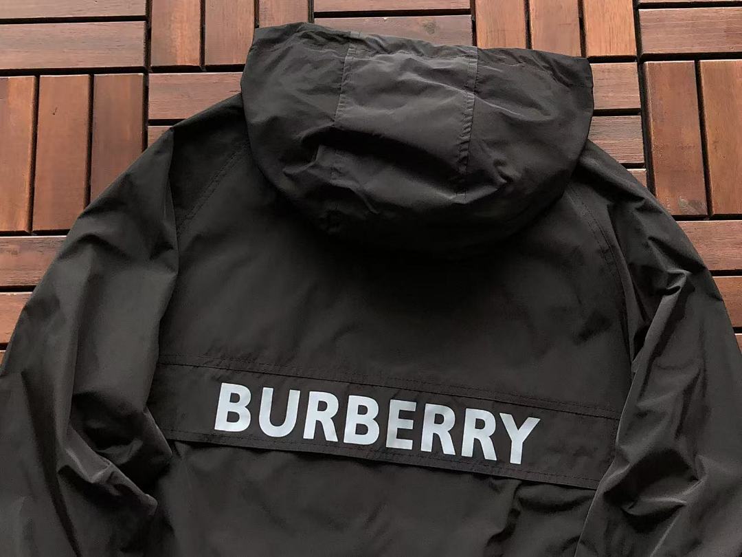 Burberry JACKET