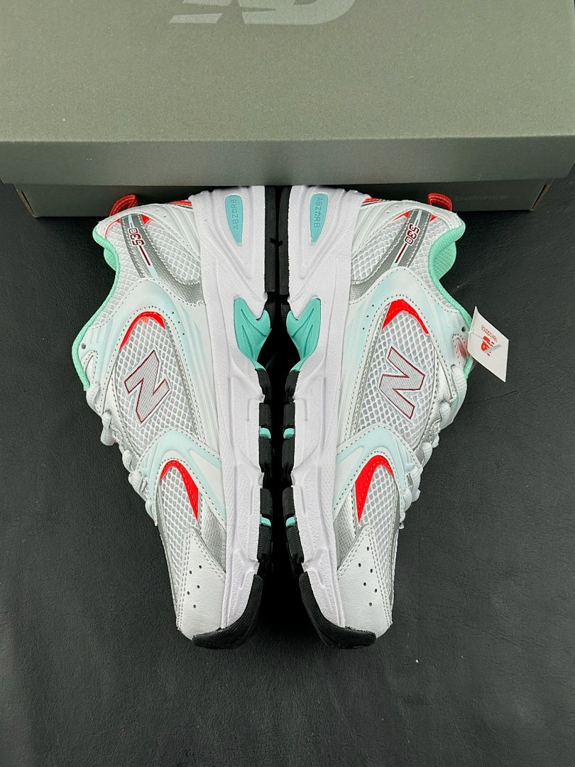 New Balance 530 Sneakers