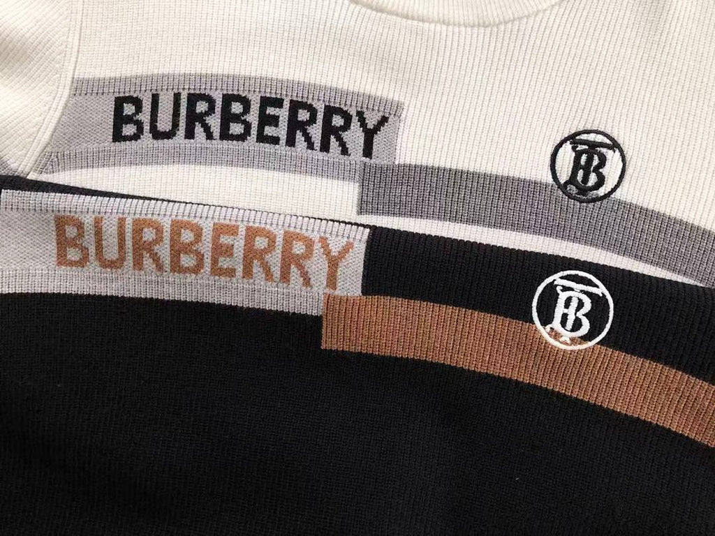 Burberry SWEATER
