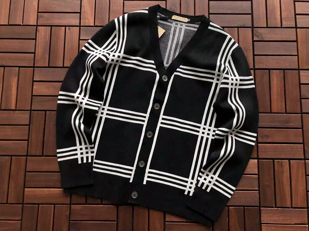 Burberry SWEATER