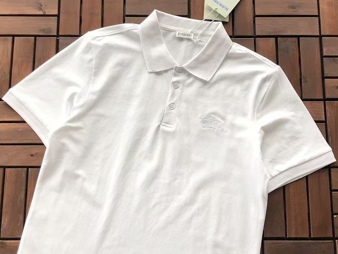 Burberry T-SHIRT