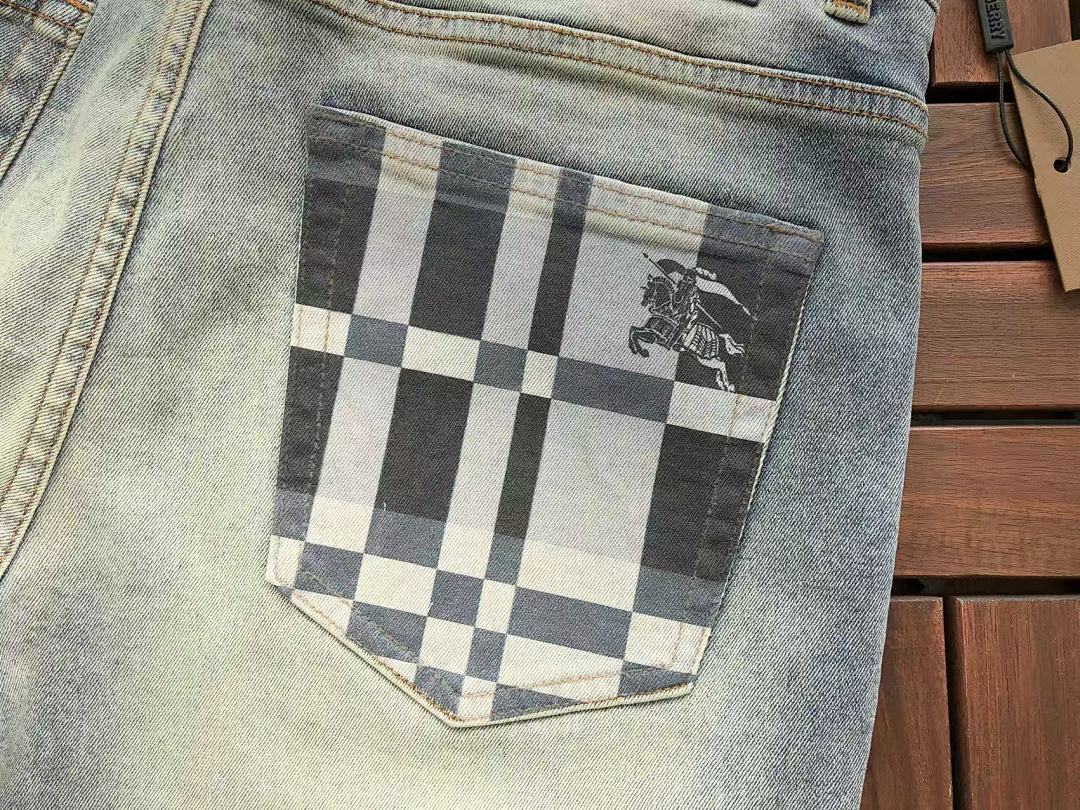 Burberry JEANS