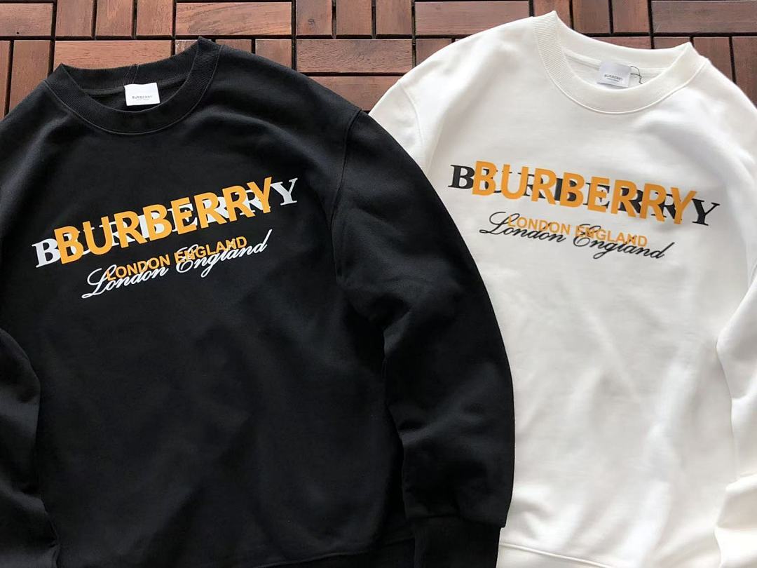 Burberry SWEATER