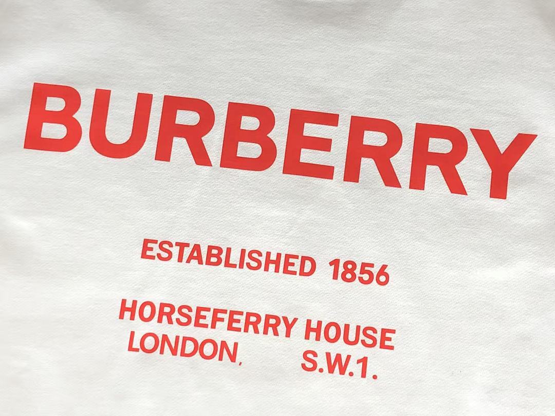 Burberry SWEATER