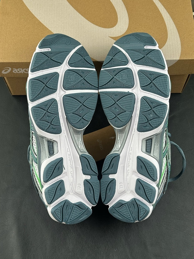 ASICS GEL-CUMULUS 16 v2