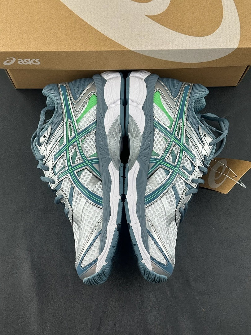ASICS GEL-CUMULUS 16 v2