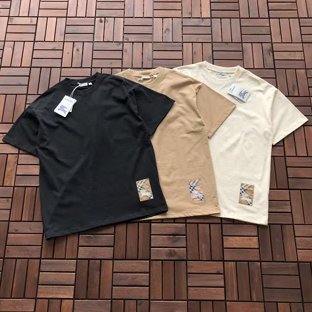 Burberry T-SHIRT