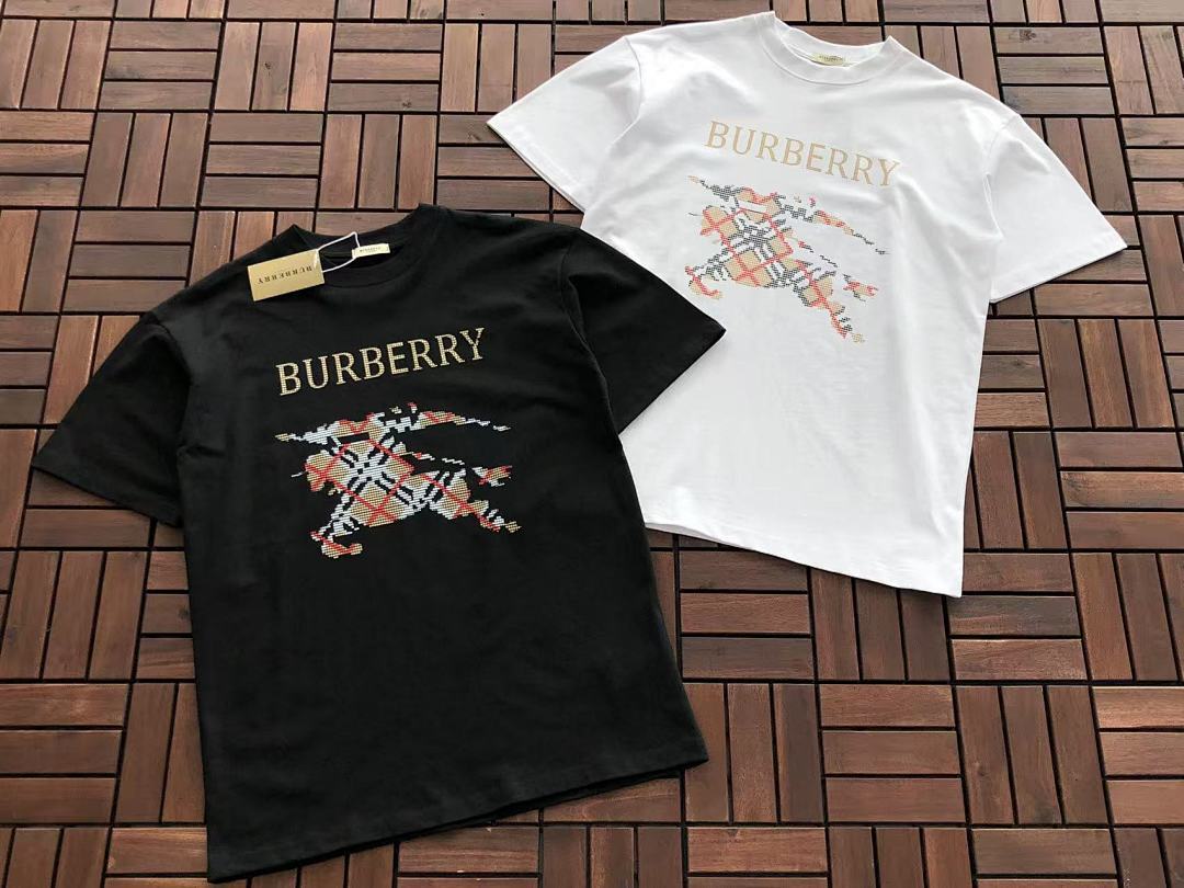 Burberry T-SHIRT