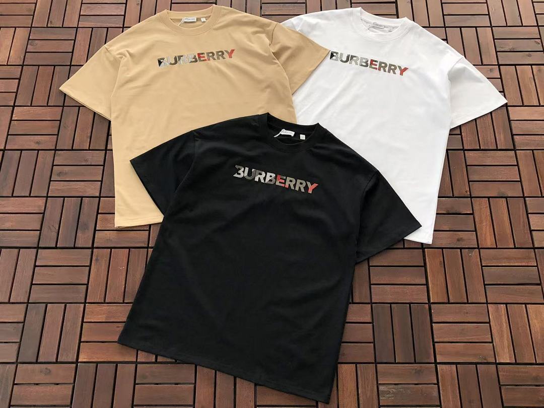 Burberry T-SHIRT