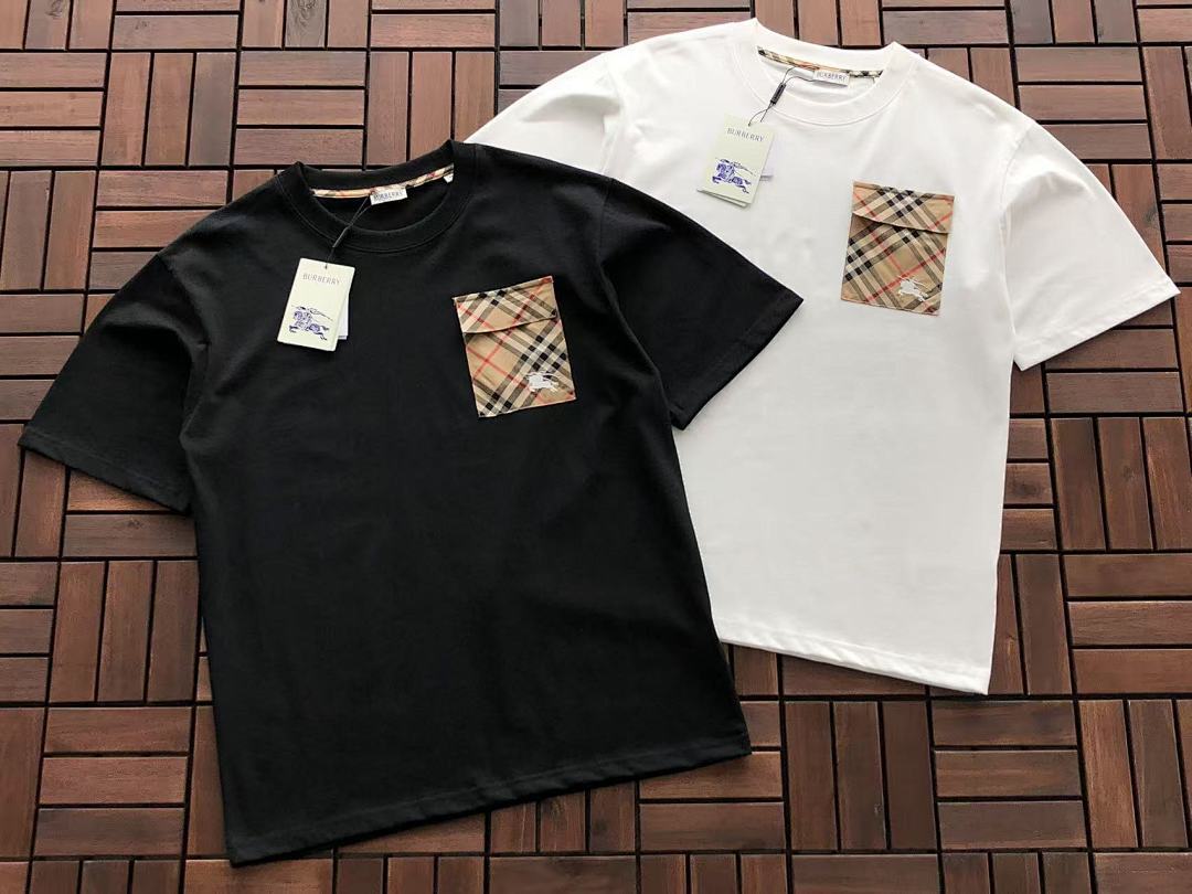 Burberry T-SHIRT