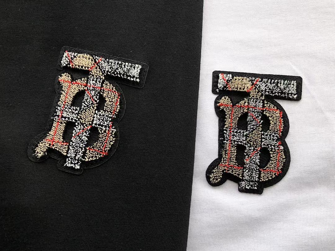 Burberry T-SHIRT