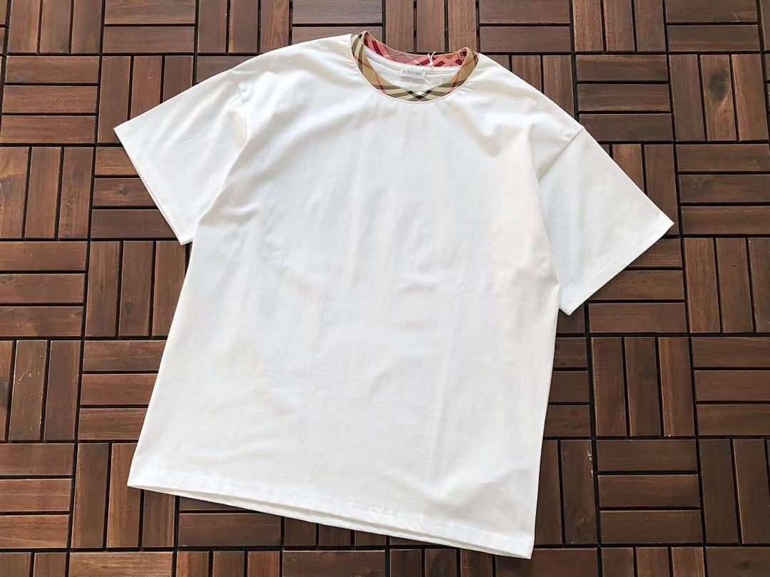 Burberry T-SHIRT