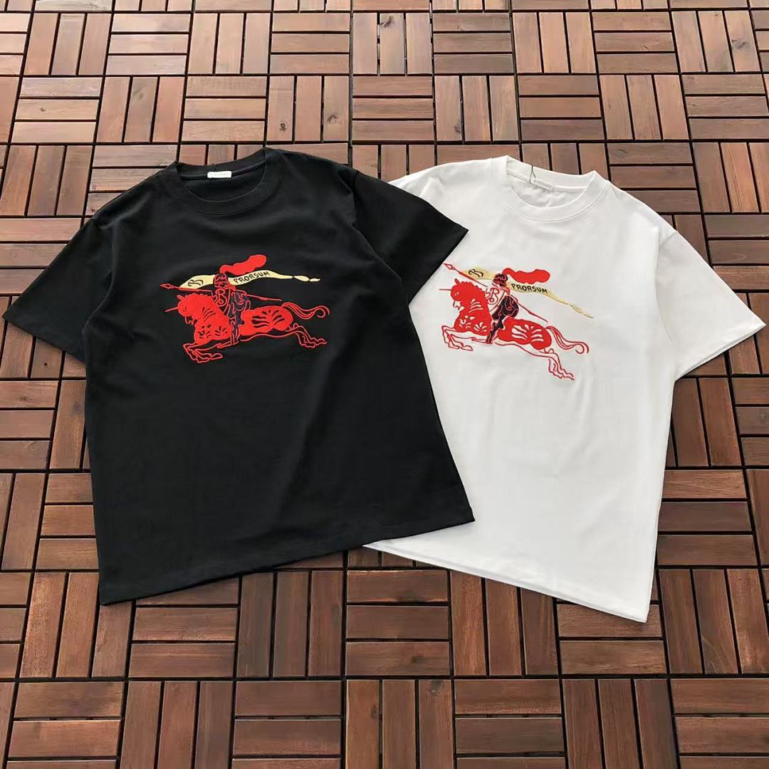 Burberry T-SHIRT