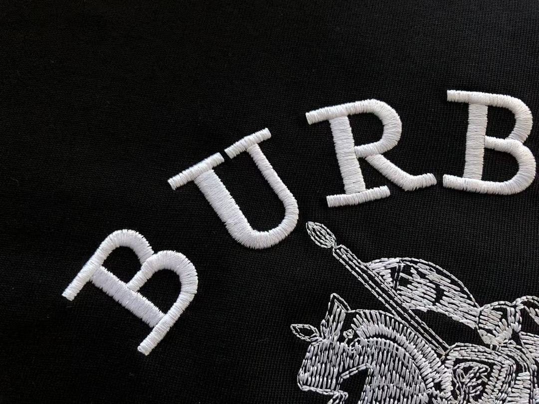 Burberry T-SHIRT