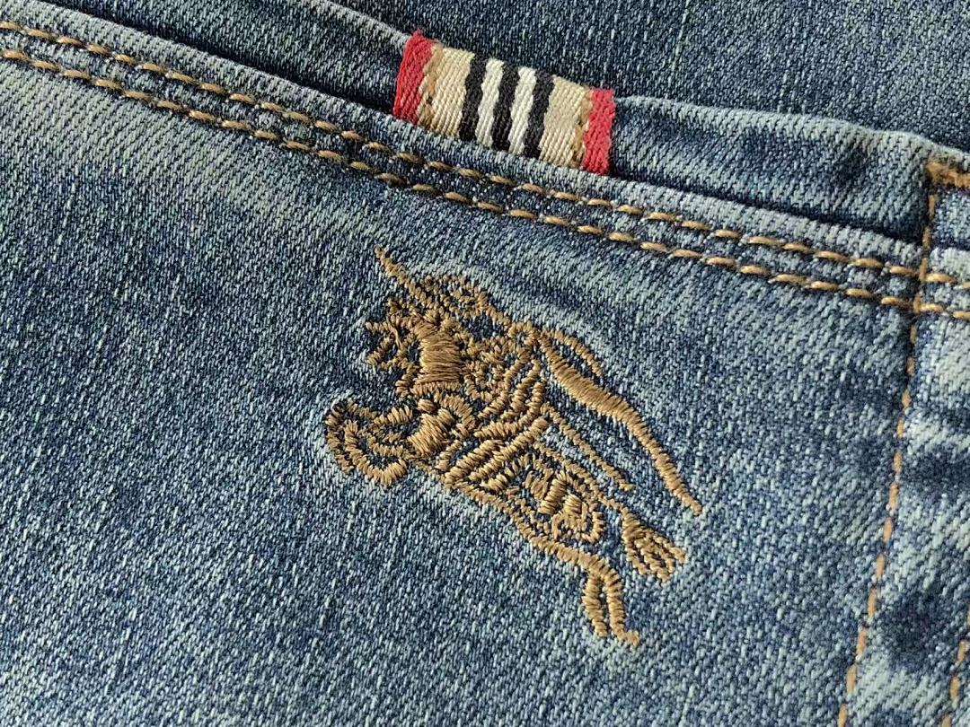 Burberry JEANS