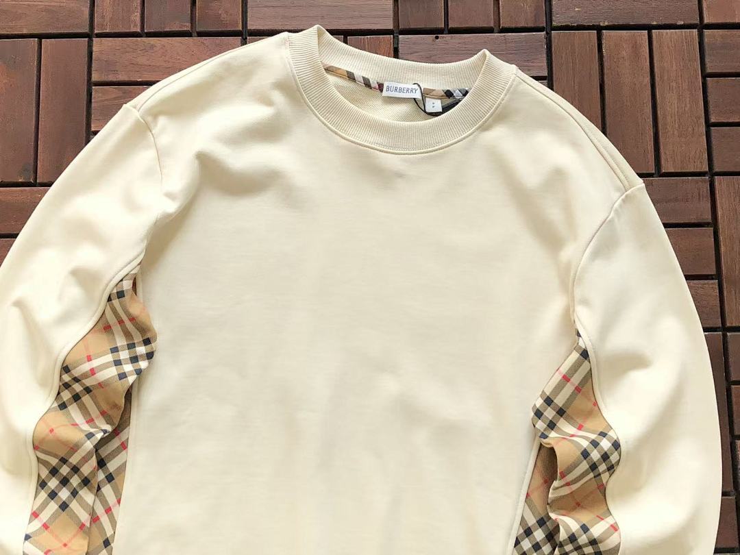 Burberry SWEATER