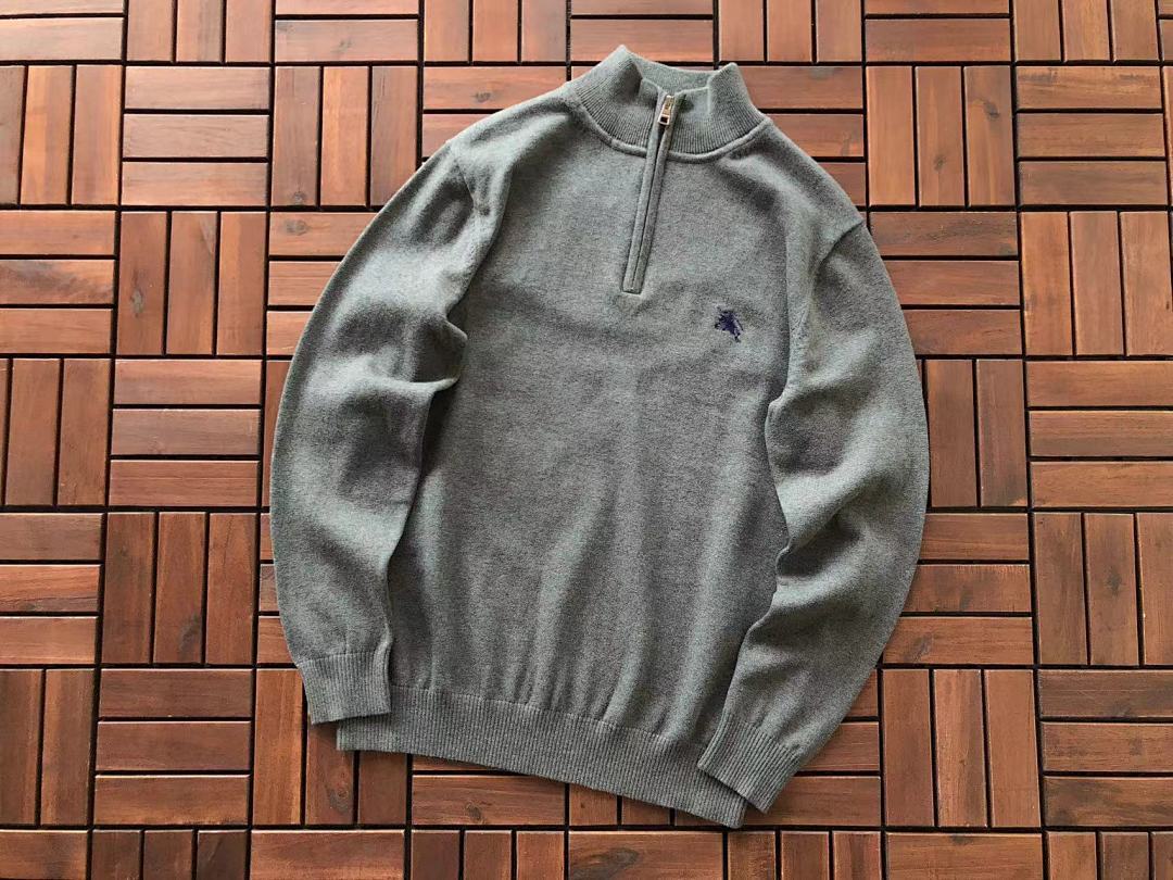 Burberry SWEATER